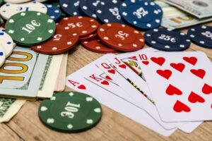 Todo lo que Necesitas Saber para Jugar al Poker